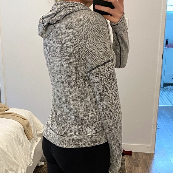 Lulu long sleeve running top - Picture 10 of 11